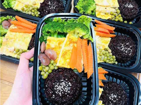 An toàn, hiệu quả, tiết kiệm với hộp nhựa đựng cơm JB17