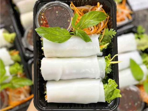 Khay nhựa đen M12 - Bao bì quan trọng trong kinh doanh hiện đại